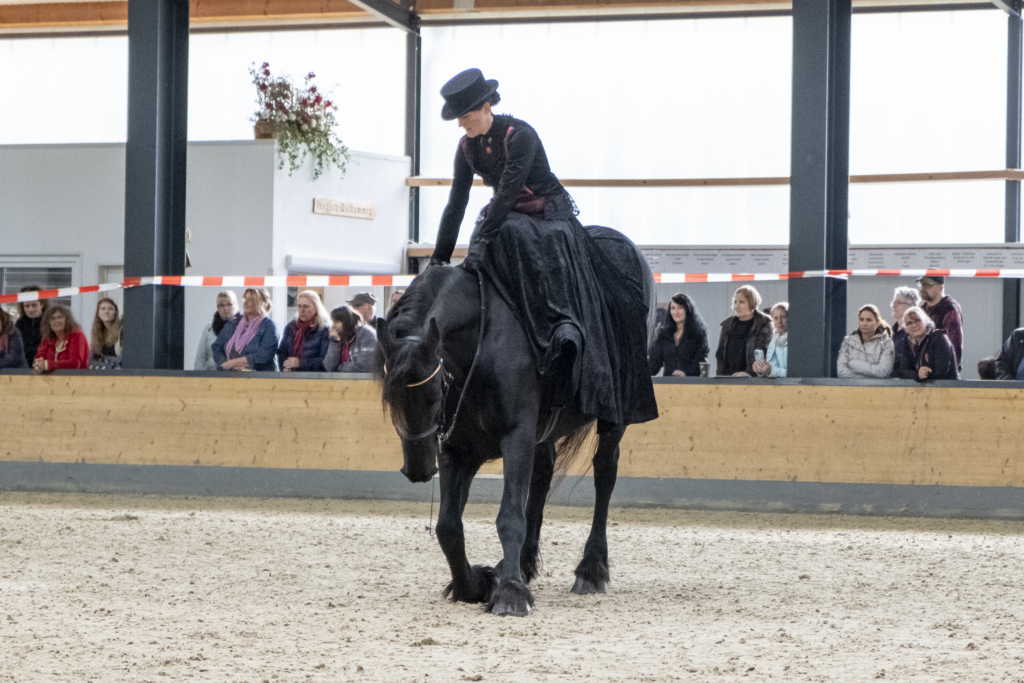 Kompliment: Melanie Stowasser mit Buddy